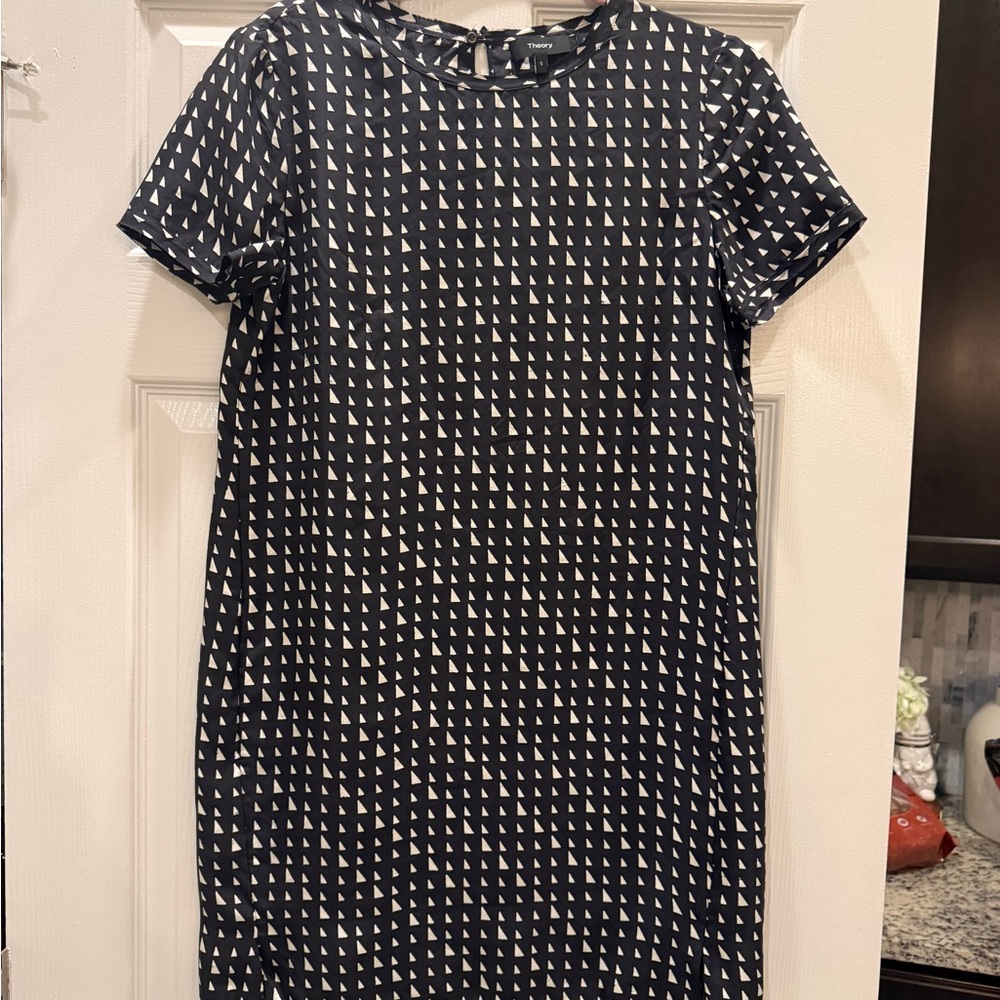 Theory 100% Silk Black and White Geometric Midi Dress